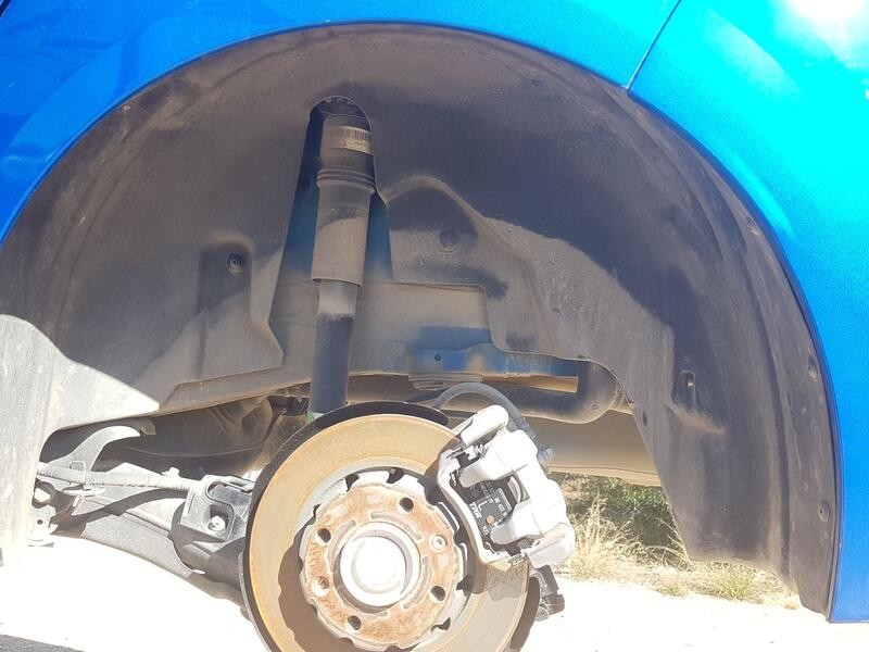 Recambio de plastico pase rueda tras. izq. para peugeot 208 ii (ub_, up_, uw_, uj_) 1.2 puretech 100 referencia OEM IAM 98233085