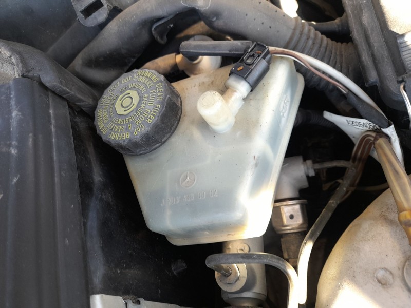 Recambio de bomba freno para mercedes-benz clase c t-model (s203) c 220 cdi (203.206) referencia OEM IAM A005430960164  