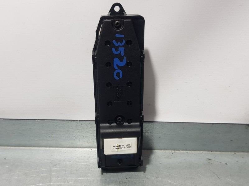 Recambio de mando elevalunas delantero izquierdo para toyota corolla (e12) 1.6 sol berlina 3/5 referencia OEM IAM 848200F030 370