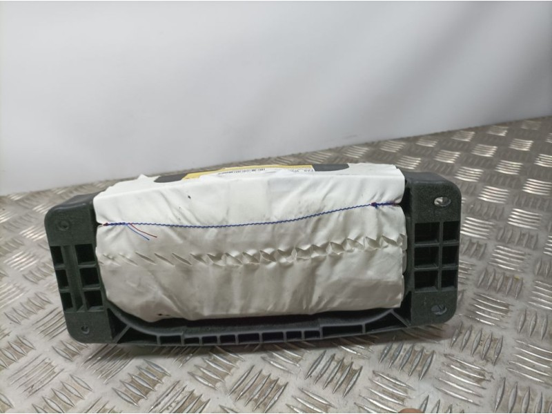 Recambio de kit airbag para mercedes-benz clase b (w246) b 200 cdi be (246.201) referencia OEM IAM   C/ AIRBAG RODILLAS