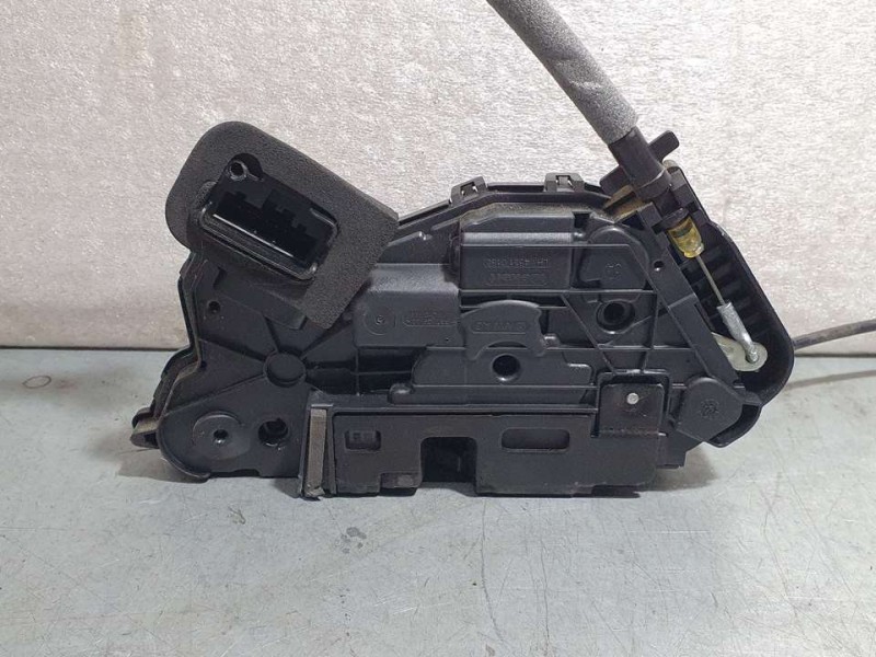 Recambio de cerradura puerta delantera izquierda para seat arona fr referencia OEM IAM 5TB837015A B5A5TB837015A 