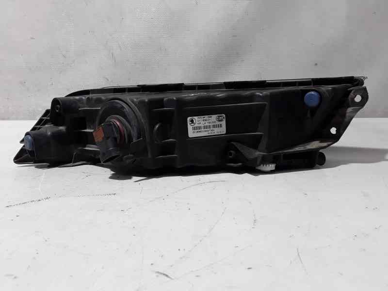 Recambio de faro antiniebla izquierdo para skoda superb (3v3) active referencia OEM IAM 3V0941699 01183601 HELLA