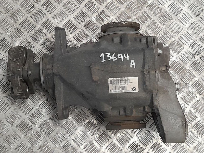 Recambio de diferencial trasero para bmw serie 3 berlina (e90) 320d referencia OEM IAM 756622501 E2033V 3 TORNILLOS