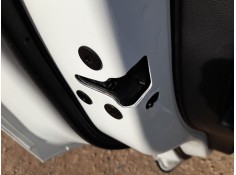 Recambio de cerradura puerta trasera izquierda para mg zs suv (azs1) 1.0 t-gdi referencia OEM IAM 10845782  