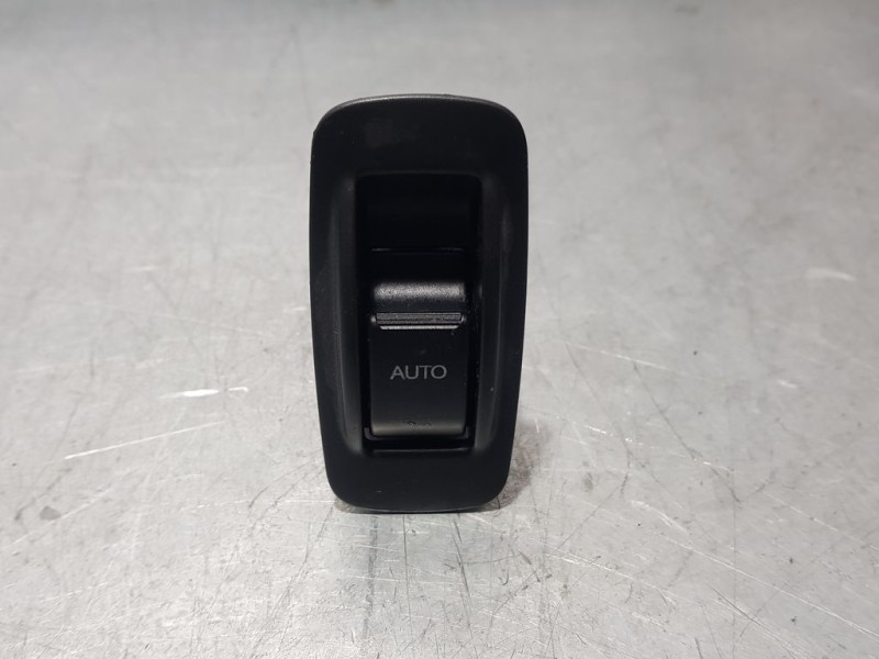 Recambio de mando elevalunas trasero derecho para toyota corolla (e12) 1.6 sol berlina 3/5 referencia OEM IAM 37077B276C 8481002