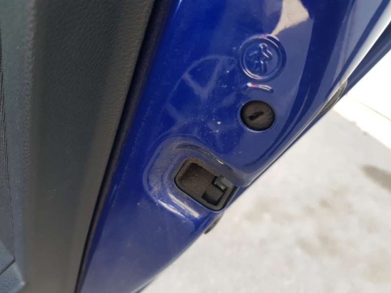 Recambio de cerradura puerta trasera derecha para seat arona fr referencia OEM IAM 5TA839016Q MONTADA EN PUERTA 