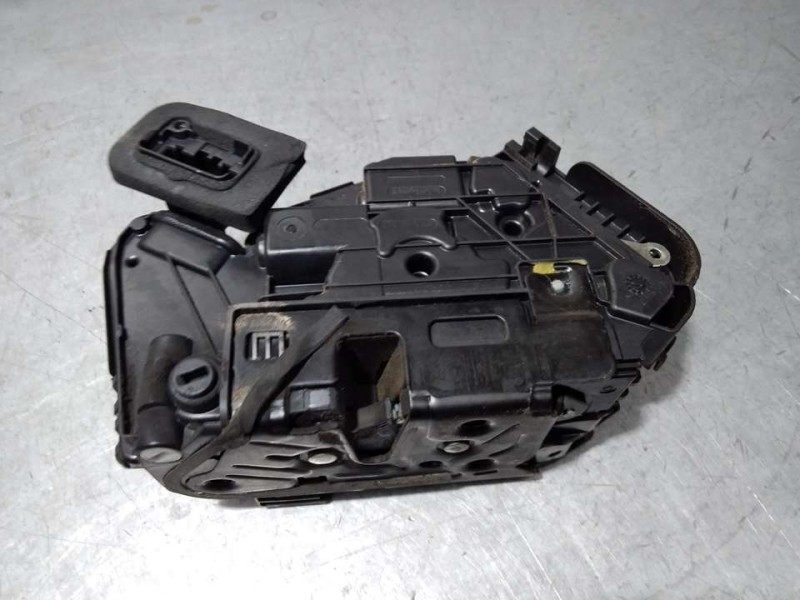 Recambio de cerradura puerta trasera izquierda para seat arona fr referencia OEM IAM 5TA839015E  7 PINES