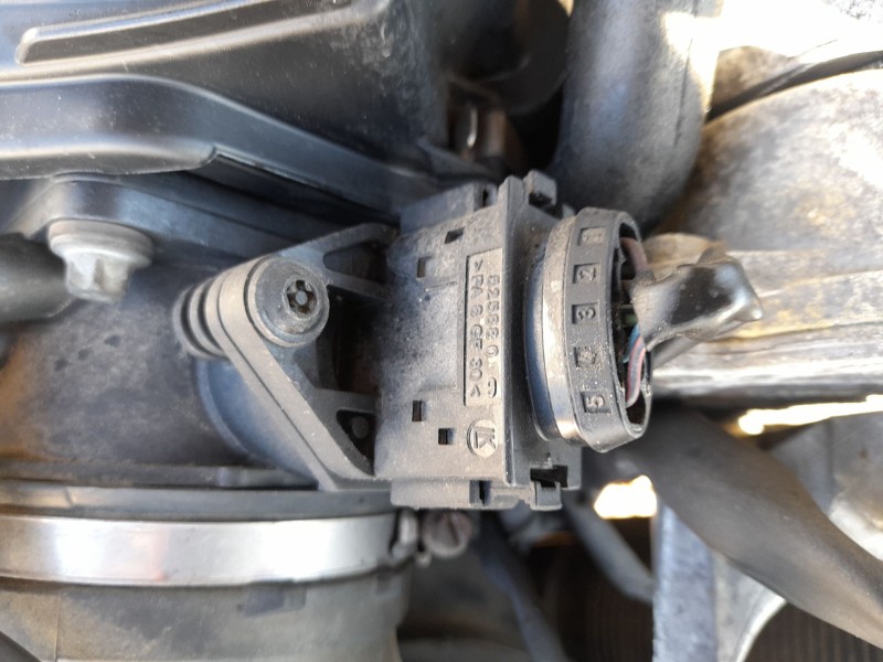 Recambio de caudalimetro para mercedes-benz clase c t-model (s203) c 220 cdi (203.206) referencia OEM IAM A6460940048  