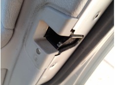 CERRADURA PUERTA DELANTERA DERECHA A2037200435 