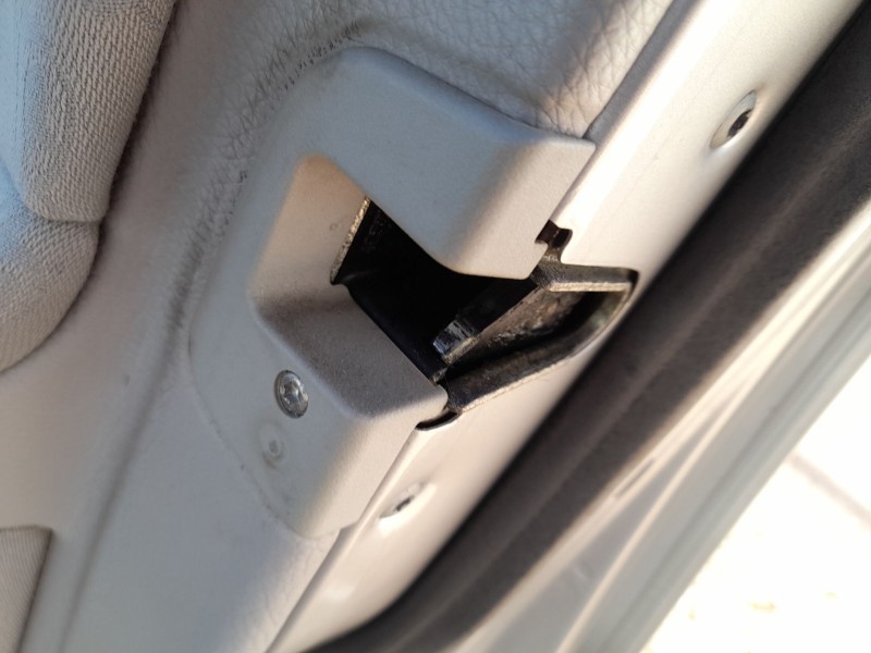 Recambio de cerradura puerta delantera derecha para mercedes-benz clase c t-model (s203) c 220 cdi (203.206) referencia OEM IAM 