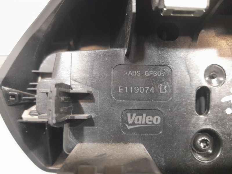 Recambio de sistema navegacion gps para peugeot 208 ii (ub_, up_, uw_, uj_) 1.2 puretech 100 referencia OEM IAM E119074B  VALEO