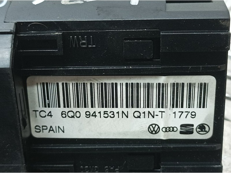 Recambio de mando luces para volkswagen t5 transporter/furgoneta combi 4motion (batalla larga) referencia OEM IAM 6Q0941531N  