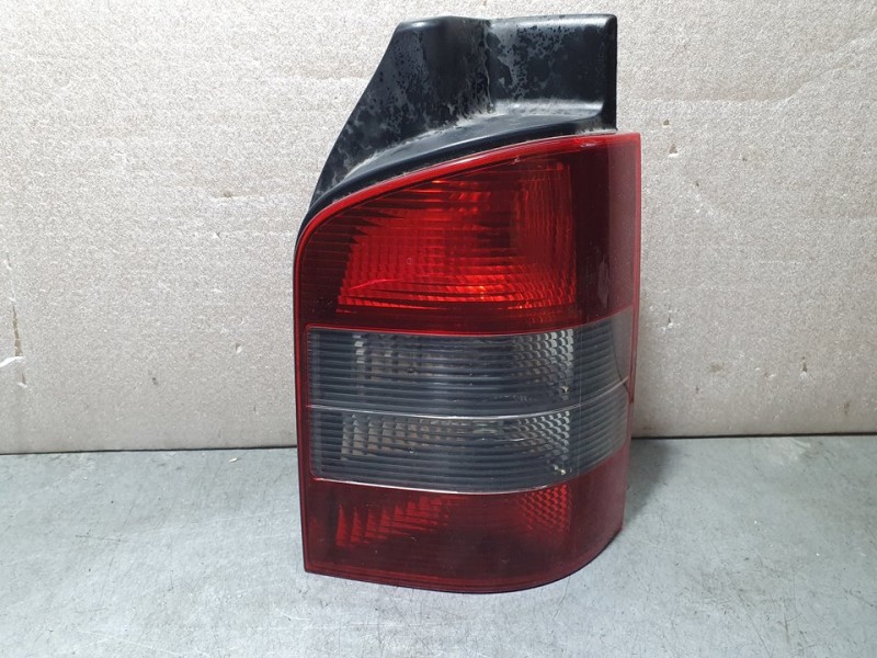 Recambio de piloto trasero derecho para volkswagen t5 transporter/furgoneta combi 4motion (batalla larga) referencia OEM IAM 7H5