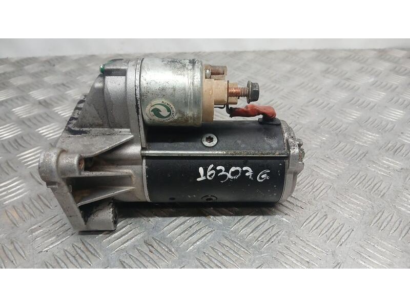 Recambio de motor arranque para renault trafic caja cerrada (ab 4.01) furgon referencia OEM IAM 7711134792 D7R49 P0424753