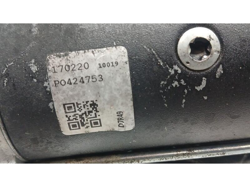 Recambio de motor arranque para renault trafic caja cerrada (ab 4.01) furgon referencia OEM IAM 7711134792 D7R49 P0424753