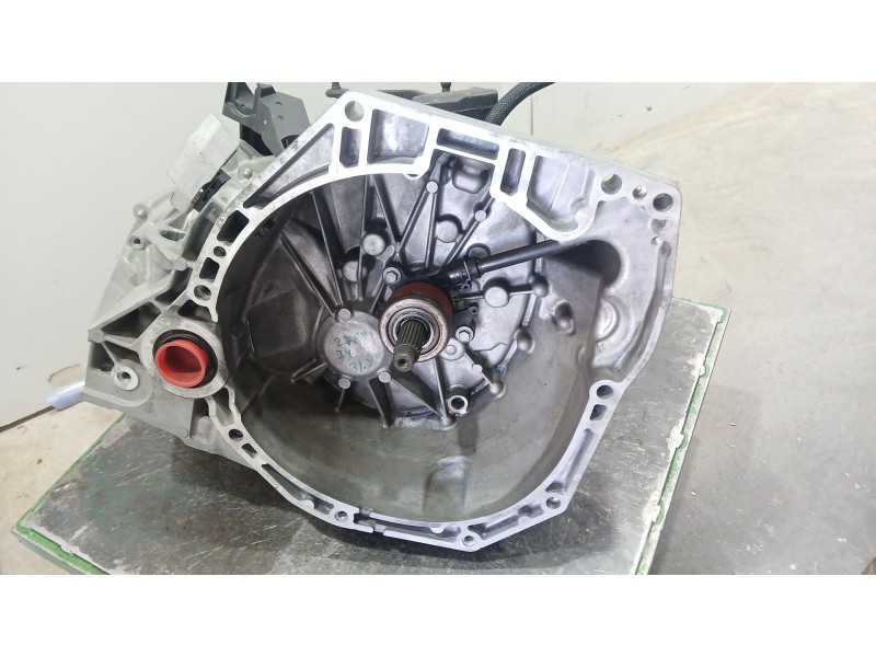 Recambio de caja cambios para renault megane iv hatchback (b9a/m/n_) 1.2 tce 130 (b9mr) referencia OEM IAM TL4087 6VELOCIDADES T