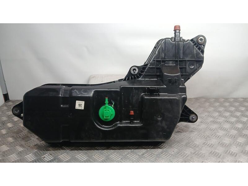 Recambio de deposito adblue para renault talisman executive referencia OEM IAM 172A22441R  4112701AB