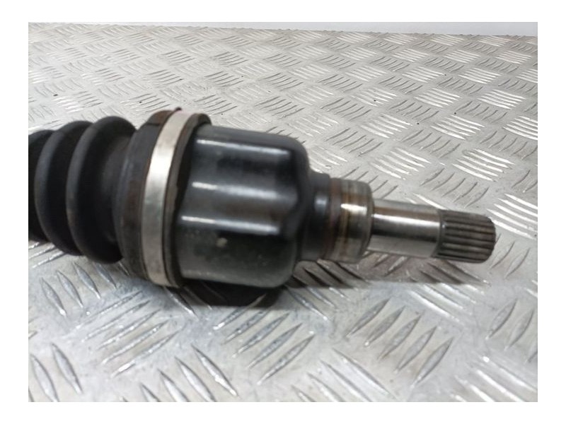 Recambio de transmision delantera izquierda para peugeot 108 top allure referencia OEM IAM B000904080 10296821B 