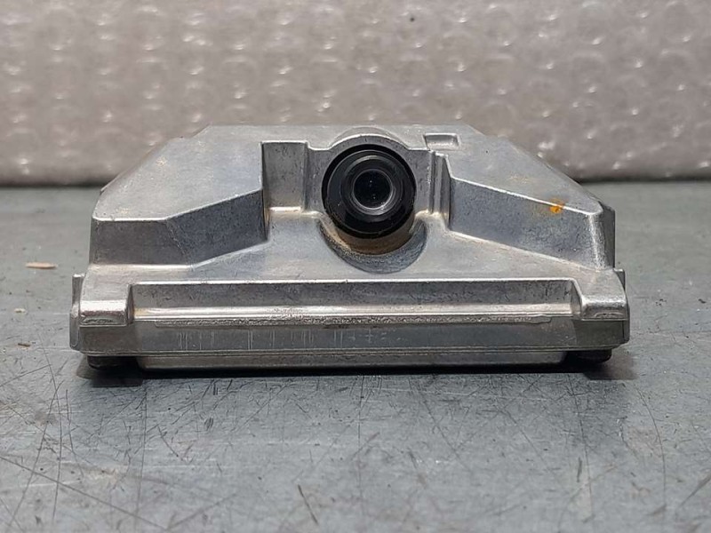 Recambio de camara para mazda cx-30 basis 2wd referencia OEM IAM 67XCXN  DELANTERA