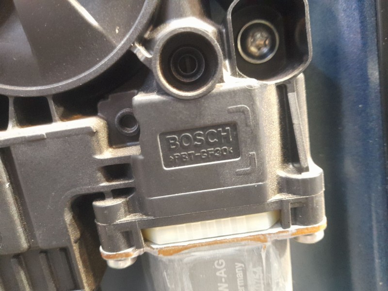 Recambio de elevalunas delantero derecho para seat arona fr referencia OEM IAM 201959882D  