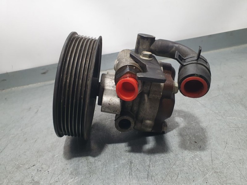 Recambio de bomba direccion para kia sorento 2.5 crdi ex referencia OEM IAM 571003E101  MECANICA