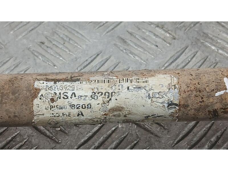 Recambio de transmision delantera derecha para renault trafic caja cerrada (ab 4.01) furgon referencia OEM IAM 8200069146  