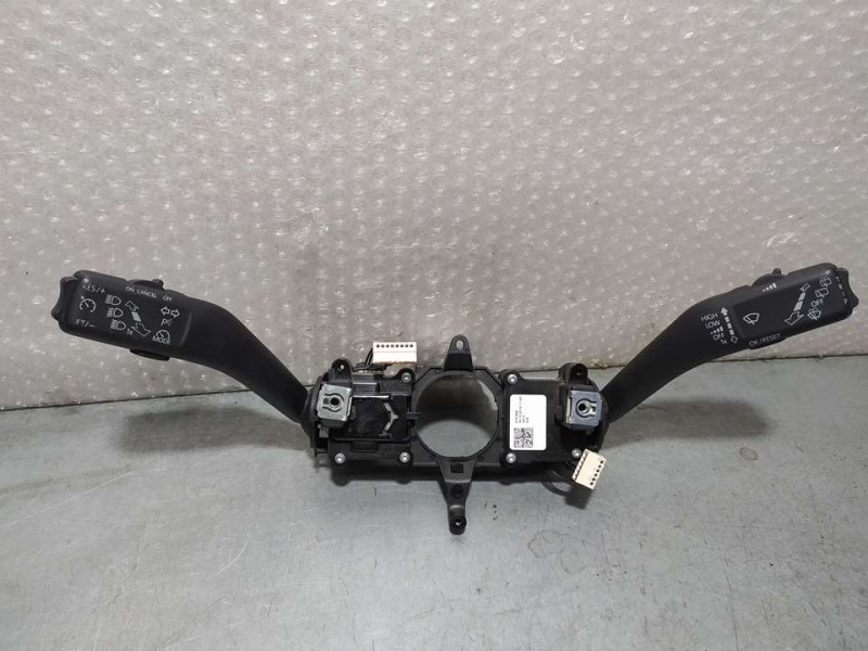 Recambio de mando luces y limpia para volkswagen caddy ocio trendline bmt referencia OEM IAM 5K0953521GD  