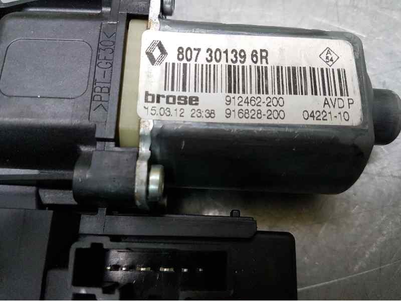 Recambio de motor elevalunas delantero derecho para renault megane iii berlina 5 p expression referencia OEM IAM 807301396R 9124