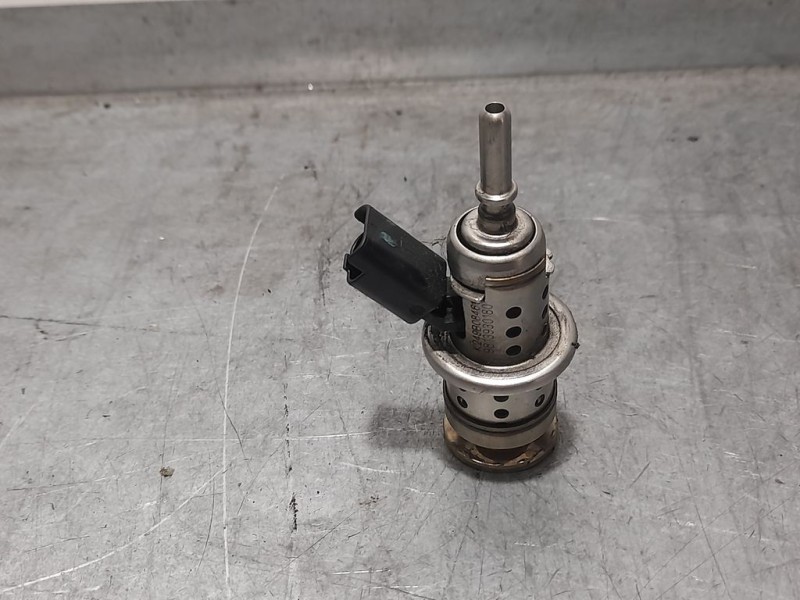 Recambio de inyector adblue para peugeot 208 1.6 e-hdi fap referencia OEM IAM 9813930180 K249B08461 