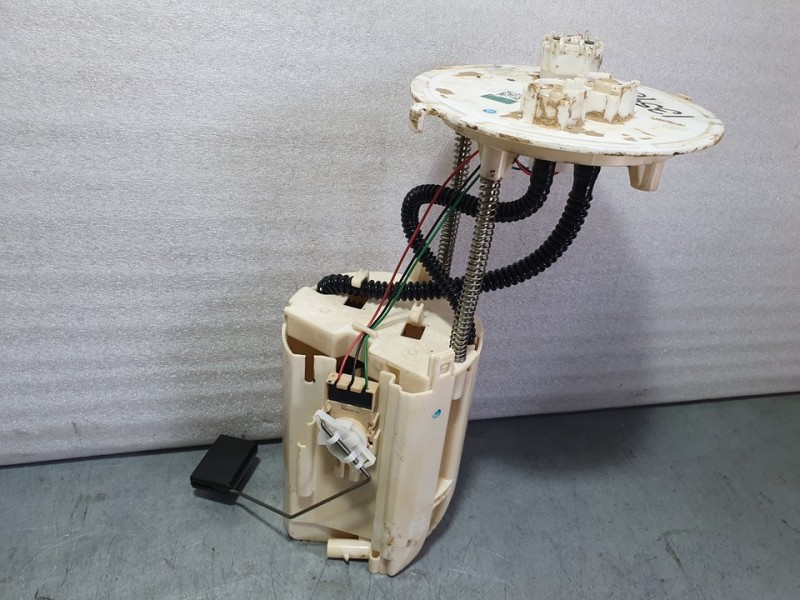 Recambio de aforador para toyota hilux (kun) double cab 4x4 referencia OEM IAM SIN REF  