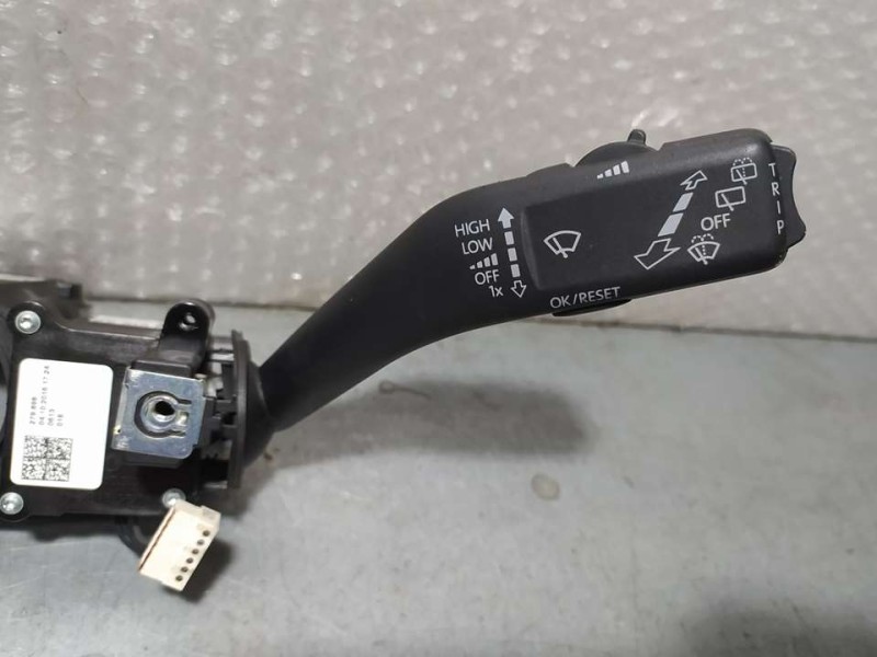 Recambio de mando luces y limpia para volkswagen caddy ocio trendline bmt referencia OEM IAM 5K0953521GD  