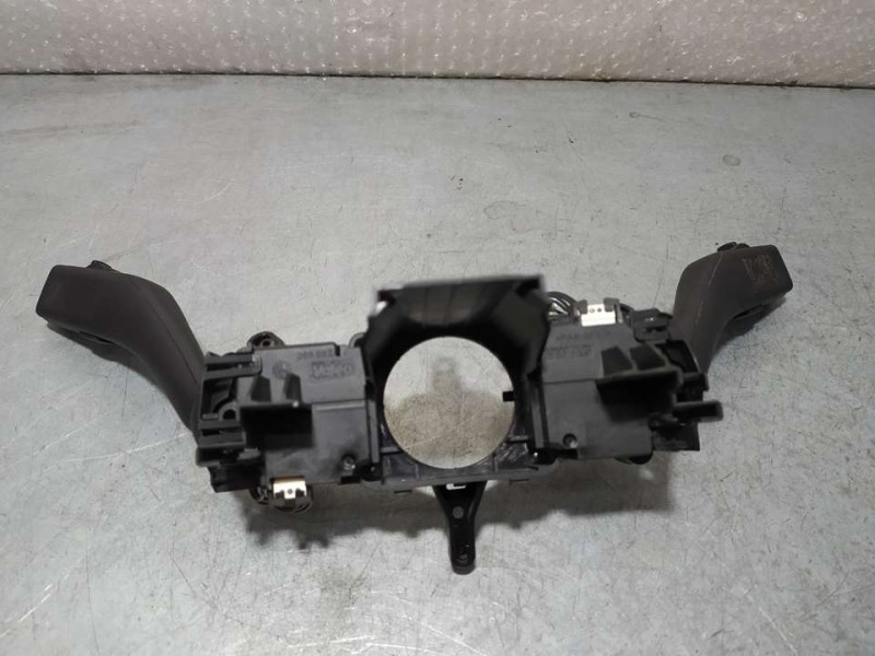 Recambio de mando luces y limpia para volkswagen caddy ocio trendline bmt referencia OEM IAM 5K0953521GD  