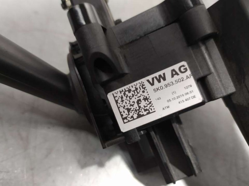 Recambio de mando luces y limpia para volkswagen caddy ocio trendline bmt referencia OEM IAM 5K0953521GD  