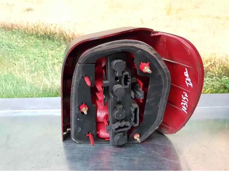 Recambio de piloto trasero izquierdo para volkswagen polo berlina (6n2) conceptline referencia OEM IAM   