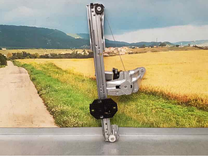 Recambio de elevalunas delantero derecho para dacia sandero stepway referencia OEM IAM 807209299R 2 PINS ELECTRICO