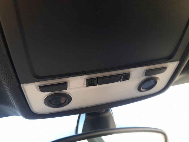Recambio de luz interior para bmw 1 (e81) 118 d referencia OEM IAM 61319225477  