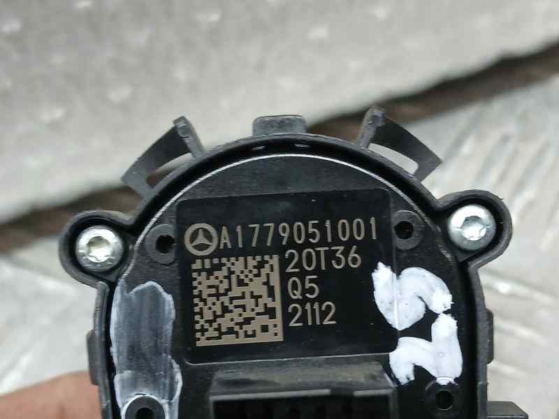 Recambio de boton start/stop para mercedes-benz clase b (247) b180 referencia OEM IAM A1779051001  