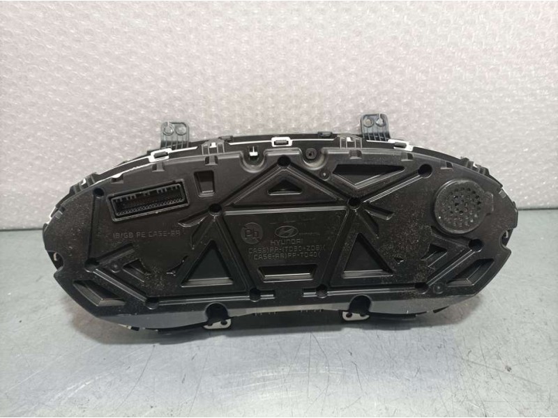 Recambio de cuadro instrumentos para hyundai i20 essence referencia OEM IAM 94033C8200 A2C1756400001 