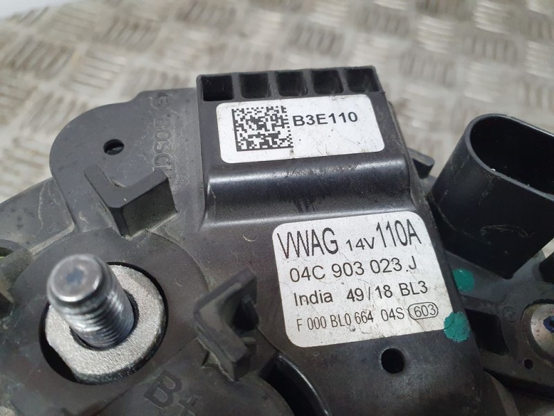 Recambio de alternador para seat ibiza (kj1) reference referencia OEM IAM 04C903023J  