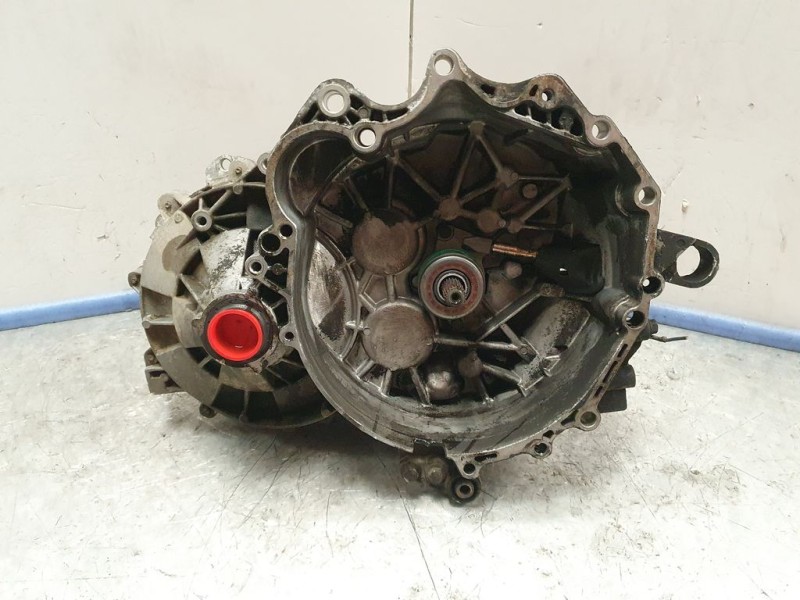 Recambio de caja cambios para volvo serie 850 tdi berlina referencia OEM IAM P1208961 109538 5VELOCIDADES