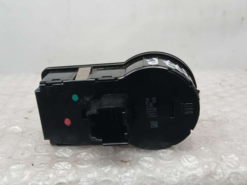 Recambio de mando luces para chevrolet orlando ltz referencia OEM IAM 13301752  