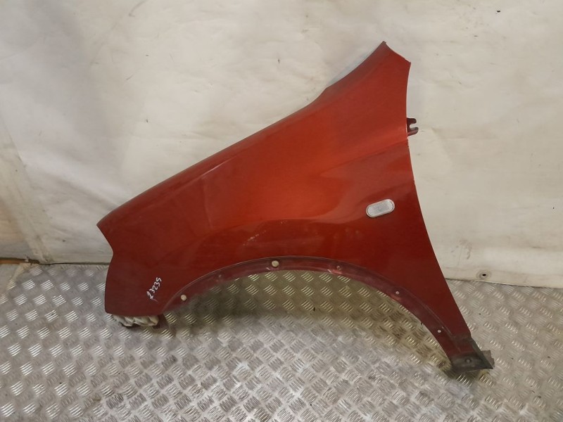 Recambio de aleta delantera izquierda para nissan qashqai (j10) tekna referencia OEM IAM   