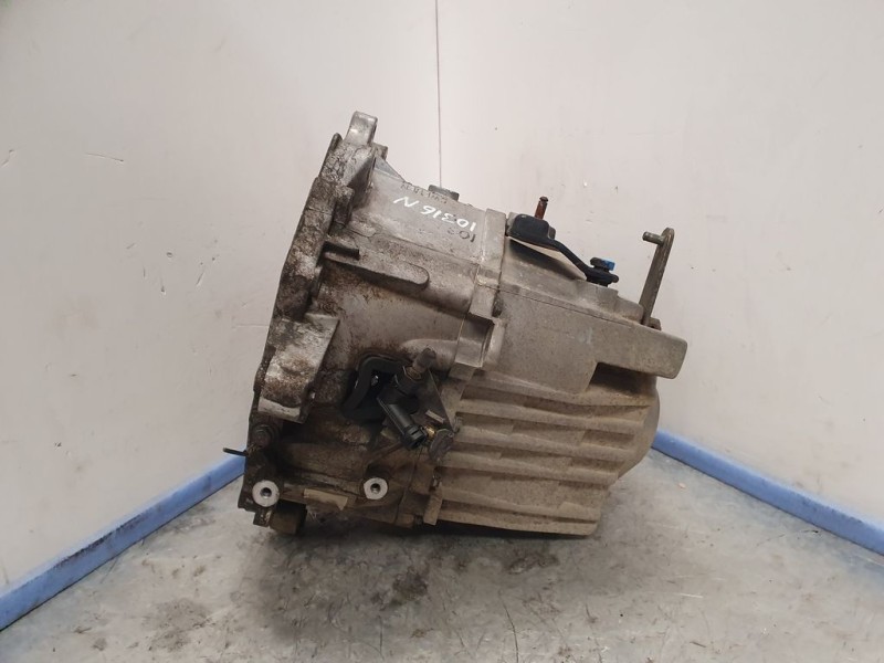 Recambio de caja cambios para volvo serie 850 tdi berlina referencia OEM IAM P1208961 109538 5VELOCIDADES