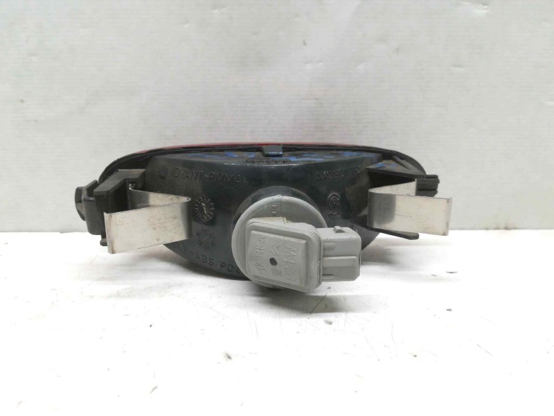 Recambio de faro antiniebla trasero central para peugeot 206 berlina 1.6 referencia OEM IAM   