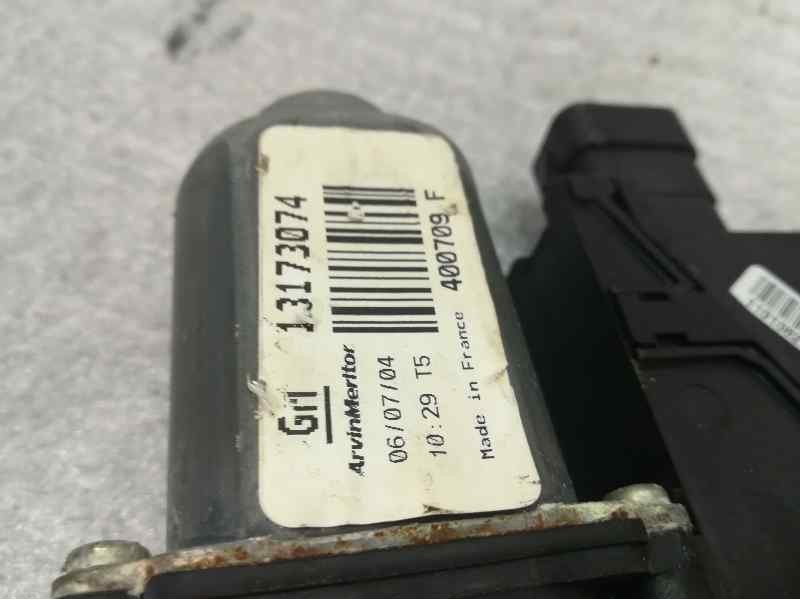 Recambio de elevalunas delantero derecho para opel corsa c 1.2 16v cat (z 12 xe / lw4) referencia OEM IAM 13173074 400709F 6 PIN