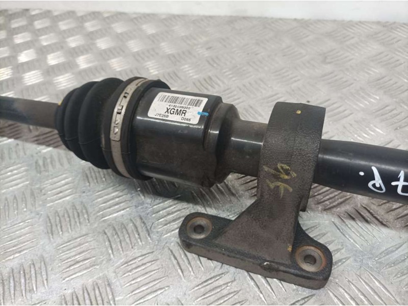 Recambio de transmision delantera derecha para ssangyong tivoli line 4x2 referencia OEM IAM 4132035000  