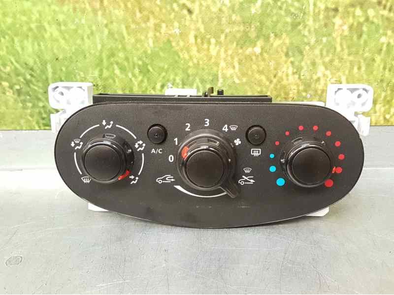 Recambio de mando calefaccion / aire acondicionado para dacia sandero stepway referencia OEM IAM   