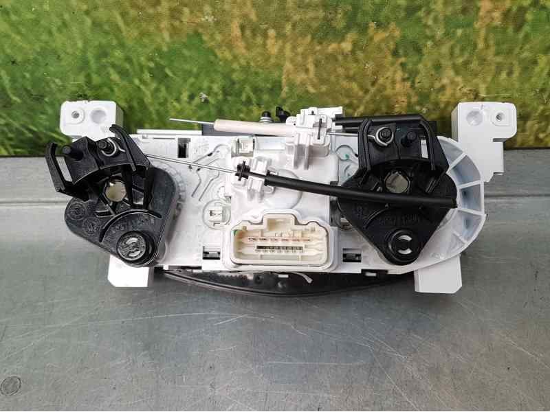 Recambio de mando calefaccion / aire acondicionado para dacia sandero stepway referencia OEM IAM   