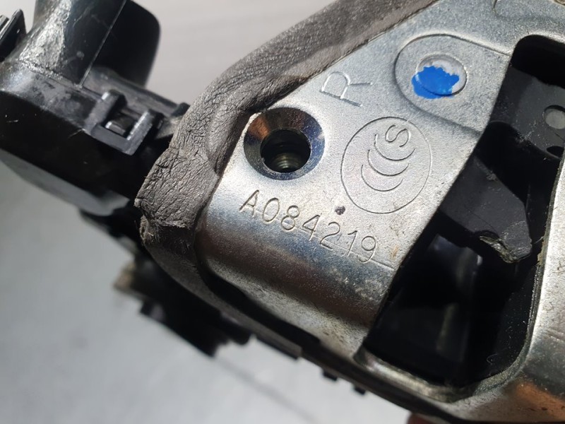 Recambio de cerradura puerta delantera derecha para toyota auris active referencia OEM IAM SIN REF  