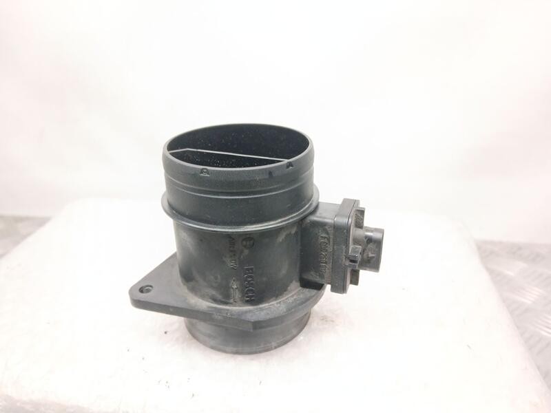 Recambio de caudalimetro para volkswagen polo (6r1) advance referencia OEM IAM 03P906461  0281006132